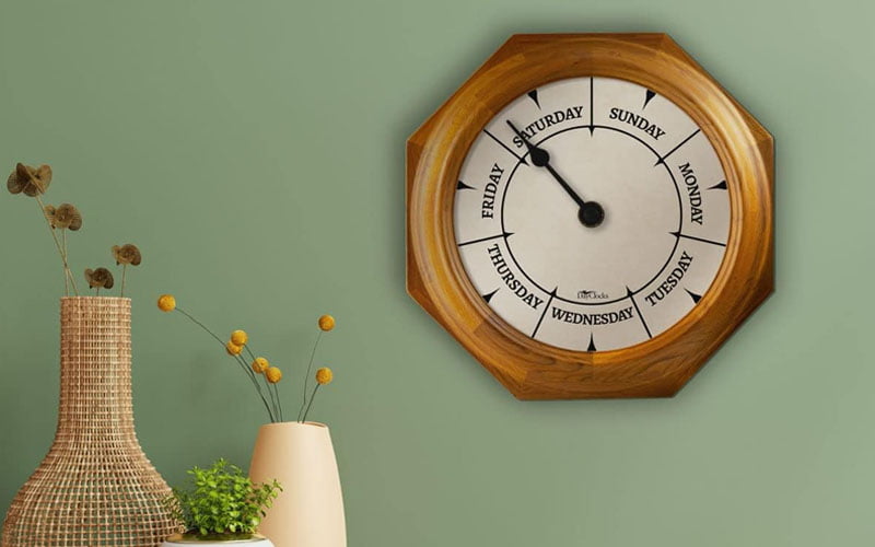Classic Retirement Gift - Timeless Oak Clock Classic Retirement Gift - Timeless Oak Clock