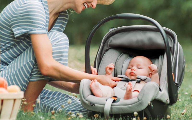 Chicco KeyFit 35 Car Seat with Base For Infants