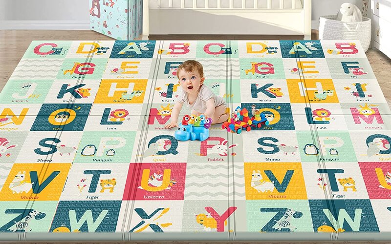 Gimars reversible foldable waterproof crawling mat