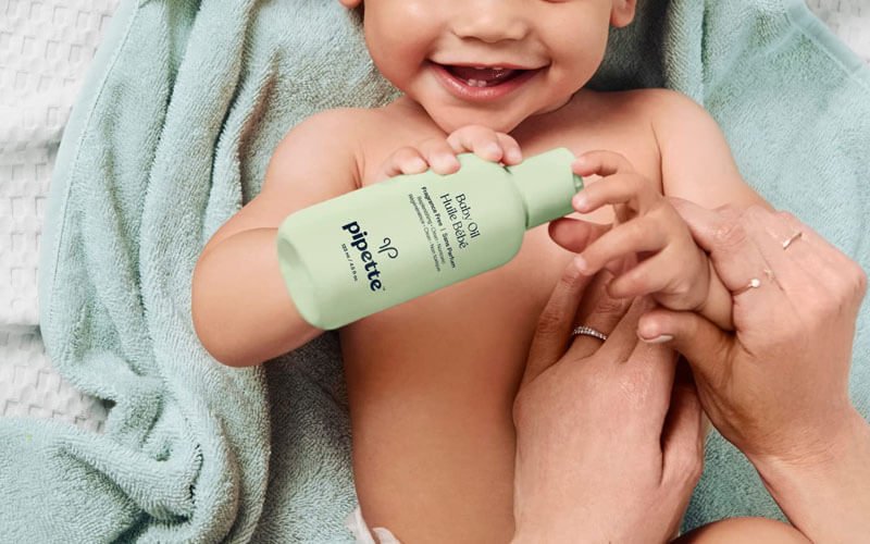 Pipette renewable plant-derived squalane baby oil