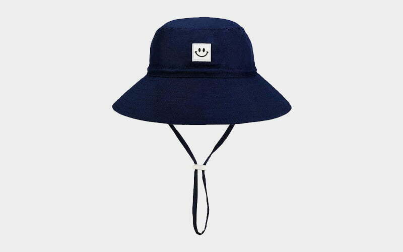 Sun protective hat with smiley face for baby boys Sun protective hat with smiley face for baby boys
