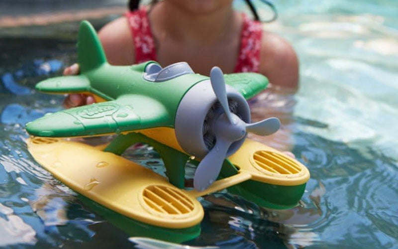 Green toys seaplane for unisex