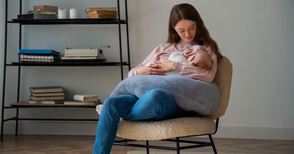 Best Nursing Pillow For Plus Size Mom