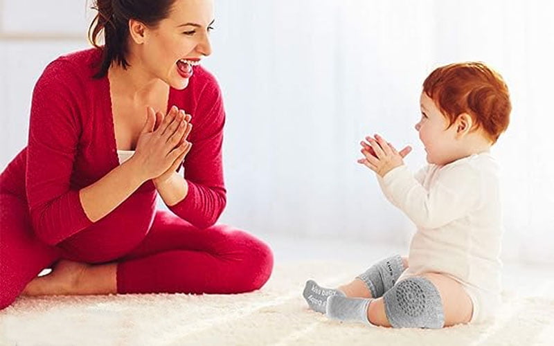 Baby Crawling Knee Pads and Non-Slip Cotton Socks Set by SATINIOR