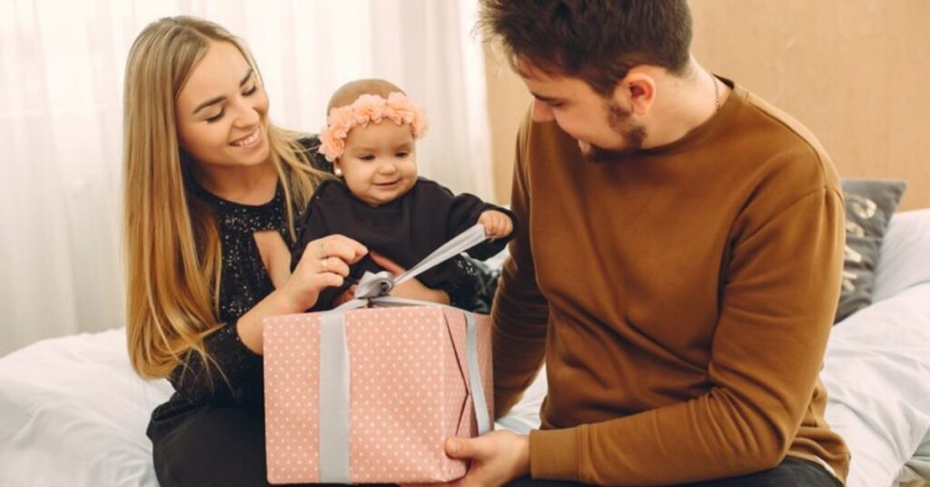 Awesome Baby Gifts For First Time Parents