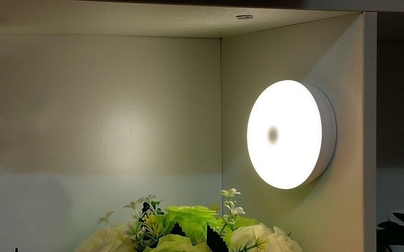 RTSU Rechargeable Touch Light RTSU Rechargeable Touch Light