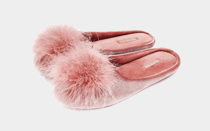 Ladies Fuzzy Bedroom Slipper Non-slip Sole