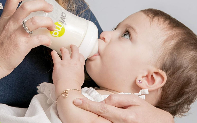 Avima Colic Bottles with Medium Nipples Avima Colic Bottles with Medium Nipples