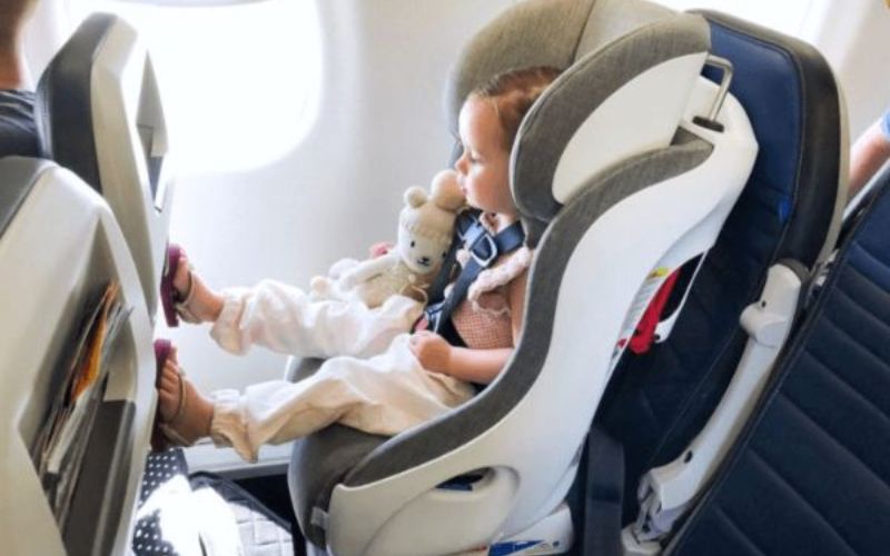 Step-by-Step Guide to Installing a Car Seat on a Plane